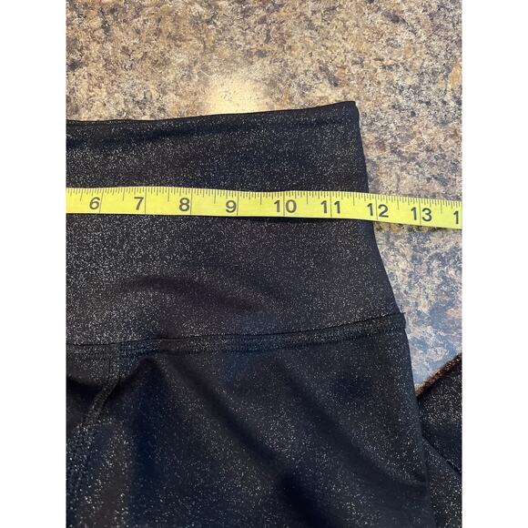 Beyond Yoga Small Black Iridescent Leggings - Picture 5 of 6